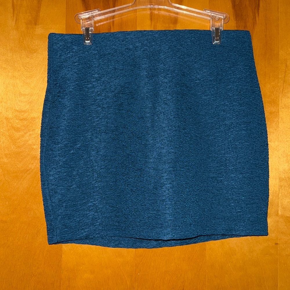 BCBG generation blue mini skirt